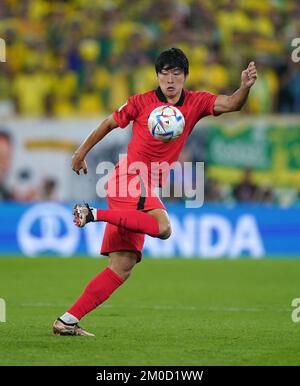 Il Cho GUE della Corea del Sud ha cantato durante il round della Coppa del mondo FIFA di sedici partite allo Stadio 974 di Doha, in Qatar. Data immagine: Lunedì 5 dicembre 2022. Foto Stock