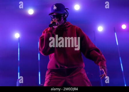 Milano, Italia. 05th Dec, 2022. Il rapper britannico, la cantante e attrice Little Simz suona dal vivo a Fabrique. (Foto di Mairo Cinquetti/SOPA Images/Sipa USA) Credit: Sipa USA/Alamy Live News Foto Stock