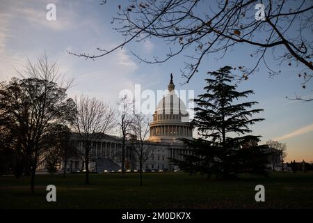 Washington, Stati Uniti. 05th Dec, 2022. Una visione generale degli Stati Uniti Capitol Building, a Washington, DC, lunedì 5 dicembre 2022. (Graeme Sloan/Sipa USA) Credit: Sipa USA/Alamy Live News Foto Stock