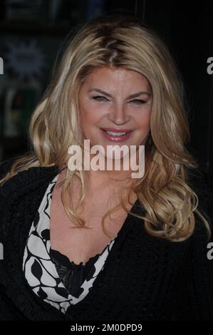 Manhattan, Stati Uniti d'America. 17th Mar, 2010. NEW YORK - Marzo 17: Kirstie Alley partecipa alla prima di 'The Runaways' al Landmark Sunshine Cinema il 17 Marzo 2010 a New York City. Persone: Kirstie Alley Credit: Storms Media Group/Alamy Live News Foto Stock