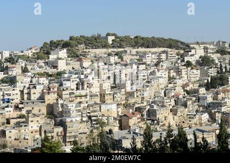 Vista del quartiere arabo di Ras al-Amud a Gerusalemme est. Foto Stock