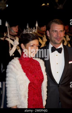 La famiglia reale danese partecipa a un concerto di gala sabato 14th gennaio, tenutosi presso la Sala Concerti della DR, in onore dell’adesione della Regina Margrethe II al trono. Contessa Alexandra e Martin Jørgensen. (Anthon Unger/POLFOTO) Foto Stock