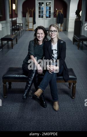 Attrice danese Birgitte Hjort Sørensen che ha raggiunto la preminenza internazionale giocando il ruolo del giornalista Katrine Fonsmark insieme a Sidse Babett Knudsen che interpreta il primo ministro danese Birgitte Nyborg nella serie televisiva danese Borgen. Foto Stock