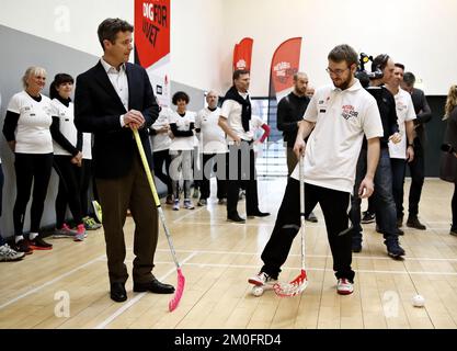 Il principe ereditario Frederik partecipa al lancio di una nuova visione per gli sport danesi (Vision 25-50-75) a Valbyhallen, martedì 24th marzo 2015. Foto Stock