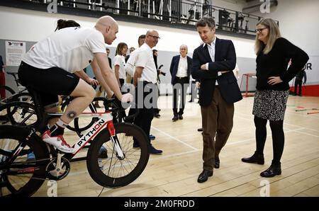 Il principe ereditario Frederik partecipa al lancio di una nuova visione per gli sport danesi (Vision 25-50-75) a Valbyhallen, martedì 24th marzo 2015. Foto Stock