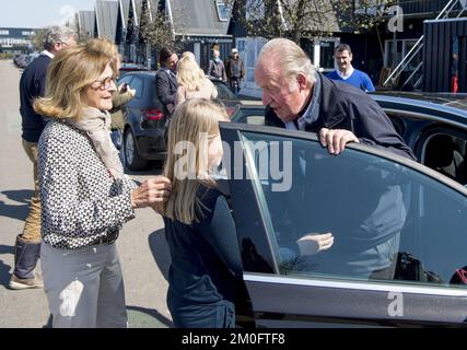L'ex re Juan Carlos (Juan Carlos Alfonso Víctor María de Borbón y Borbón-Dos Sicilias) Domenica 1. Maggio 2016 Juan Carlos ha visitato il ristorante Riviera insieme ad alcuni amici danesi al porto di Rungsted. (ANTHON UNGER/POLFOTO) Foto Stock