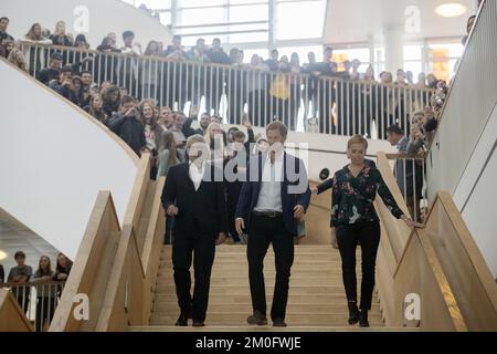 Il principe Harry partecipa a un workshop dedicato a fare la differenza attraverso il volontariato presso il liceo Ã˜restad Gymnasium di Copenaghen, 26 ottobre 2017. E' la prima visita ufficiale del Principe Harrys in Danimarca e durante il suo soggiorno di due giorni visiterà diversi progetti giovanili. /Ritzau/Peter Hove Olesen Foto Stock