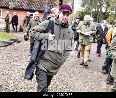 Il principe ereditario Frederik ha ospitato una Royal Hunt a Guldsted Plantage vicino a Silkeborg il 1 novembre 2018. Jutland. La Royal Hunt è una tradizione in cui persone selezionate dal mondo del genere e degli affari sono invitate a cacciare i boschi reali insieme a un membro della famiglia reale. Il defunto Principe Henrik in precedenza guidava la Royal Hunts, ma fu preso in consegna da suo figlio quando la sua salute iniziò a fallire. Foto Stock