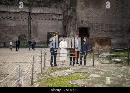 Il 6th 2018 novembre TRH la coppia del principe ereditario visitò Roma come parte di una delegazione d'affari dalla Danimarca. La visita dura dal 6th al 8th novembre. Dopo un pranzo ufficiale con il principe ereditario Frederik e la principessa ereditaria Maria visitarono le Terme di Caracalla. Foto Stock