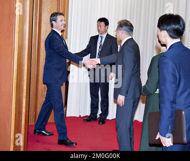 Il 20th 2019 maggio la coppia del principe ereditario arrivò in Corea del Sud per una visita che rafforzò le relazioni diplomatiche e commerciali tra i due Paesi. Sono stati ufficialmente accolti dal presidente Moon Jae-in e dalla moglie Kim Jung-Sook a Seoul. Foto Stock