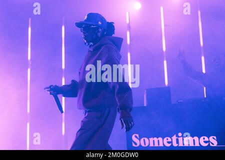 Milano, Italia. 05th Dec, 2022. Il rapper, la cantante e attrice britannica Little Simz si esibisce dal vivo a Fabrique a Milano il 5 dicembre 2022 (Foto di Maria Laura Arturi/NurPhoto) Credit: NurPhoto/Alamy Live News Foto Stock