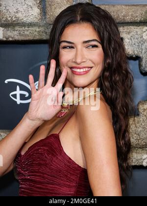 Hollywood, Stati Uniti. 05th Dec, 2022. HOLLYWOOD, LOS ANGELES, CALIFORNIA, USA - 05 DICEMBRE: L'attrice americana Lisette Olivera arriva al Disney Original Series 'National Treasure: Edge of History' Season 1 Red Carpet Event tenutosi presso l'El Capitan Theatre il 5 dicembre 2022 a Hollywood, Los Angeles, California, Stati Uniti. (Foto di Xavier Collin/Image Press Agency) Credit: Image Press Agency/Alamy Live News Foto Stock