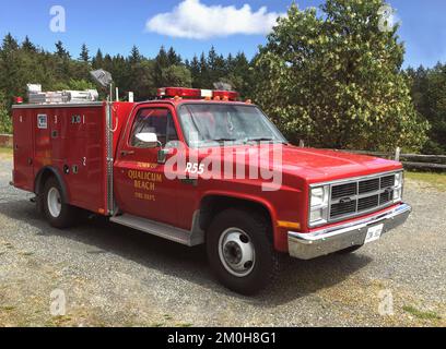 Camion di salvataggio leggero del reparto antincendio di Qualicum Beach Foto Stock