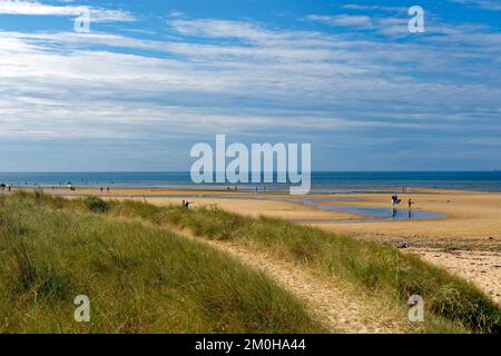 Francia, Calvados, Cote de Nacre (perla costa), Courseulles sur Mer, la spiaggia Foto Stock