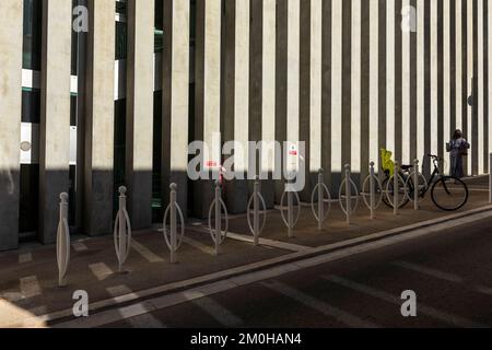 Francia, Var, Tolone, quartiere ecologico di Chalucet, la Casa della creatività Foto Stock