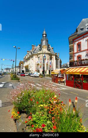 Francia, Calvados (14), Pays d'Auge, C?te Fleurie, Trouville-sur-Mer/Francia, Calvados, Pays d'Auge, Cote Fleurie (costa fiorita), Trouville sur Mer Foto Stock