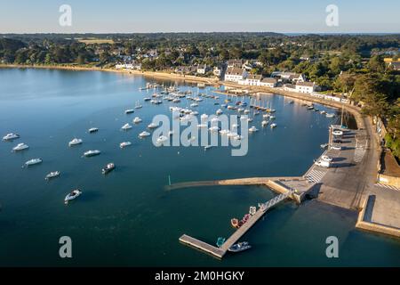 Francia, Morbihan, Sarzeau, la punta e il porto di Logeo (vista aerea) Foto Stock