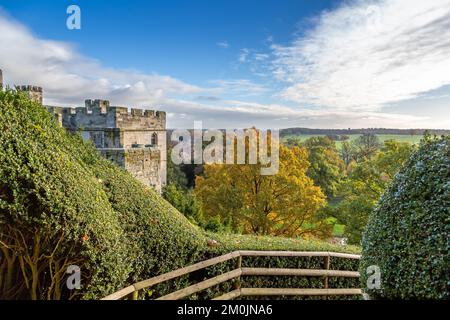 Vista sullo storico castello di Warwick, Warwickshire, Inghilterra. Foto Stock