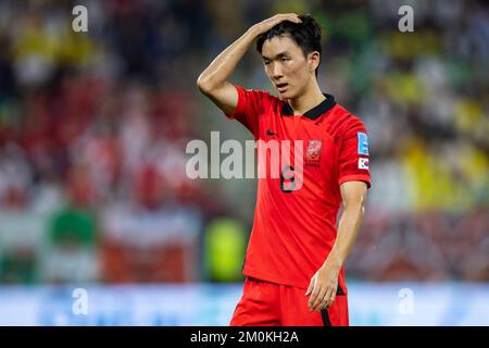 Doha, Qatar. 05th Dec, 2022. Calcio: Coppa del mondo, Brasile - Corea del Sud, finale, turno di 16, stadio 974, in Corea del Sud Hwang reagisce nella partita. Credit: Tom Weller/dpa/Alamy Live News Foto Stock