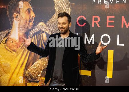 Milano, Italia. 06th Dec, 2022. Cesare Cremonini partecipa alla presentazione del suo film ''Cremonini Imola 2022 Live'' allo Space Cinema Odeon di Milano. (Foto di Maria Laura Arturi/NurPhoto) Credit: NurPhoto/Alamy Live News Foto Stock