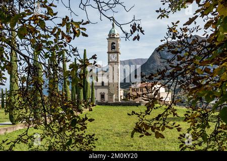 Chiesa di Sant'Abundius, a Montagnola, un villaggio svizzero nel comune di collina d'Oro, cantone Ticino, Svizzera Foto Stock