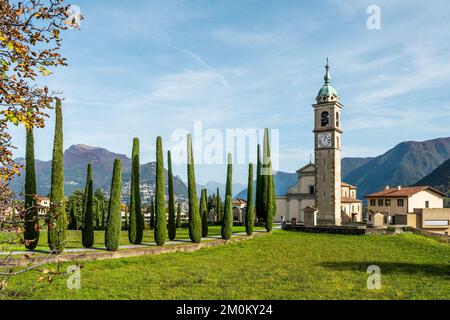 Chiesa di Sant'Abundius, a Montagnola, un villaggio svizzero nel comune di collina d'Oro, cantone Ticino, Svizzera Foto Stock