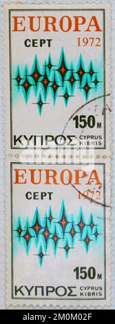 Foto di due francobolli congiunti da Cipro Europa CEPT 1972 Symbols Stars Foto Stock