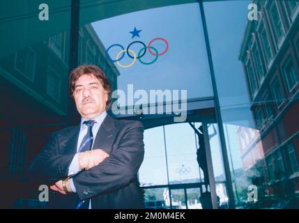 Direttore sportivo italiano e Presidente del Comitato Olimpico coni Gianni Petrucci, Roma, Italia 1994 Foto Stock