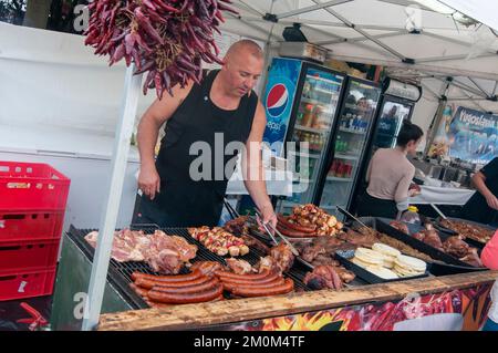 Mercato annuale festivo a Fo ter, piazza principale, Siofok, Ungheria Foto Stock