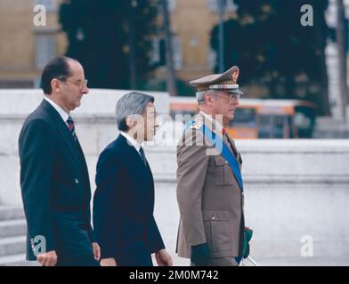 L'imperatore giapponese Akihito in visita a Roma 1993 Foto Stock