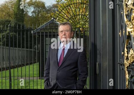 Novembre 8 2022 , esperto di sicurezza reale di Ken Wharfe al Golden Gates sul lato sud di Kensington Palace , Londra , Regno Unito. Foto Stock