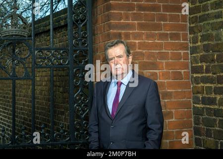 Novembre 8 2022 , esperto di sicurezza reale di Ken Wharfe al Golden Gates sul lato sud di Kensington Palace , Londra , Regno Unito. Foto Stock