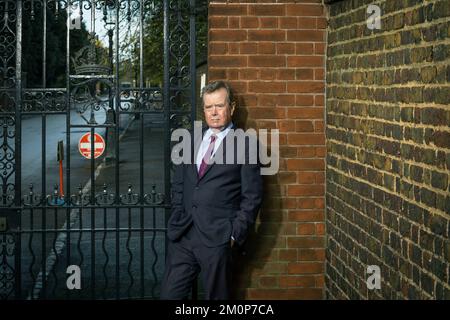 Novembre 8 2022 , esperto di sicurezza reale di Ken Wharfe al Golden Gates sul lato sud di Kensington Palace , Londra , Regno Unito. Foto Stock