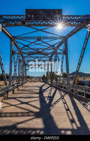 Walnut Canyon Bridge lungo la Route 66 vicino a Winona, Arizona, Stati Uniti Foto Stock