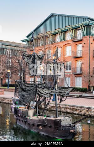 Nave pirata su Carroll Creek, Frederick, Maryland USA, Frederick, Maryland Foto Stock