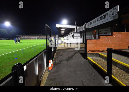 Meadow Park, Borehamwood, 6th dicembre 2022. Una visione generale durante la partita della Vanarama National League tra Boreham Wood e Oldham Athletic a Meadow Park, Borehamwood, martedì 6th dicembre 2022. (Credit: Eddie Garvey | Credit: MI News & Sport /Alamy Live News Foto Stock