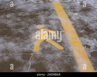 Figura pedonale Passeggiate in inverno Foto Stock