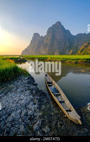Myanmar, Birmania, stato di Karen, hPa An, paesaggio vicino al fiume Lwyn o Salouen Foto Stock