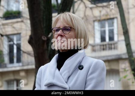 Manifestazione nationale des centres équestres sur l'Esplanade des invalides contre la décision européenne d'augmentation de la TVA à 20% Foto Stock