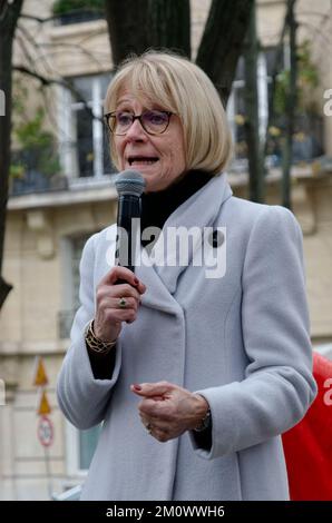 Manifestazione nationale des centres équestres sur l'Esplanade des invalides contre la décision européenne d'augmentation de la TVA à 20% Foto Stock
