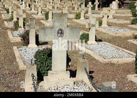 Tombe di guerra nel cimitero di Asmara Foto Stock