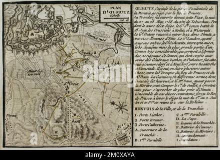 Guerra dei sette anni (1756-1763). Mappa dell'assedio di Olmutz (27th maggio-1st luglio 1758). L'esercito prussiano, comandato da Federico il Grande, assediò la città di Olmutz in Moravia, sotto il controllo degli Asburgo austriaci. La resistenza dell'esercito austriaco, guidato da Ernst Dietrich Marschall, costrinse i prussiani ad abbandonare l'assedio e a ritirarsi dalla Moravia. Pubblicato nel 1765 dal cartografo Jean de Beaurain (1696-1771) come illustrazione della sua Grande carta della Germania, con gli eventi che si sono verificati durante la Guerra dei sette anni. Incisione. Edizione francese, 1765. Biblioteca storica militare di Barc Foto Stock