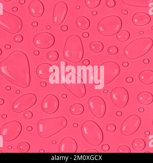 Gocce d'acqua su sfondo magenta o rosa brillante. Struttura dell'acqua primo piano. Vetro di sfondo coperto da gocce d'acqua. Bolle d'acqua Foto Stock