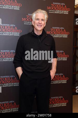 Matthew Modine al Gielgud Theatre di Londra, dove ha assunto il ruolo di Atticus Finch nel gioco per uccidere Un Mockingbird. Data immagine: Giovedì 8 dicembre 2022. Foto Stock