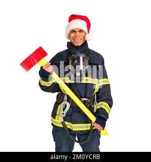 Pompiere in berretto rosso di santa tiene l'ascia in mani isolate Foto Stock