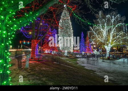 Illuminazione di Natale a Leavenworth, Washington Foto Stock