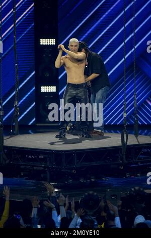 Milano, Italia. 08th Dec, 2022. Milano, finale X-Factor all'Assago Forum - Fedez Credit: Independent Photo Agency/Alamy Live News Foto Stock