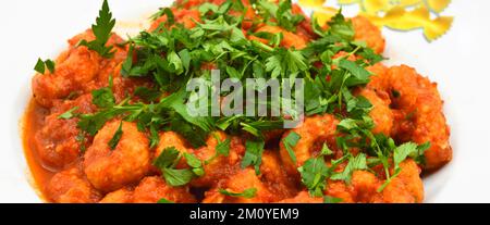 Polpette di Fellah con prezzemolo fatto in casa da piatti tradizionali della cucina turca con una bella presentazione Foto Stock