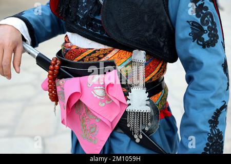 Turchia, Mugla, il folklore locale del festival culturale Mentese (efe zeybek) vestiti da uomo e da donna Foto Stock