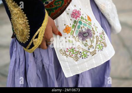 Turchia, Mugla, il folklore locale del festival culturale Mentese (efe zeybek) vestiti da uomo e da donna Foto Stock